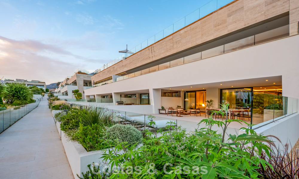 Appartement duplex exclusif avec intérieur Fendi à vendre sur la Milla de Oro de Marbella 802287