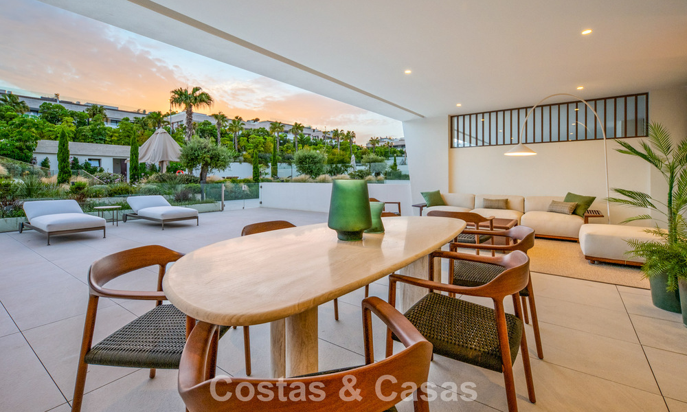 Appartement duplex exclusif avec intérieur Fendi à vendre sur la Milla de Oro de Marbella 802288