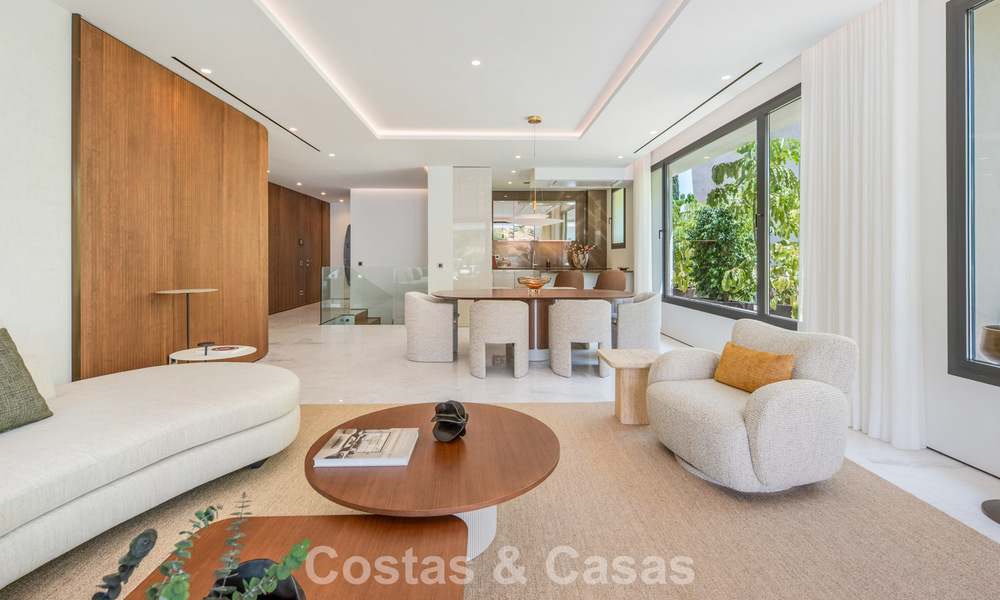 Appartement duplex exclusif avec intérieur Fendi à vendre sur la Milla de Oro de Marbella 802298