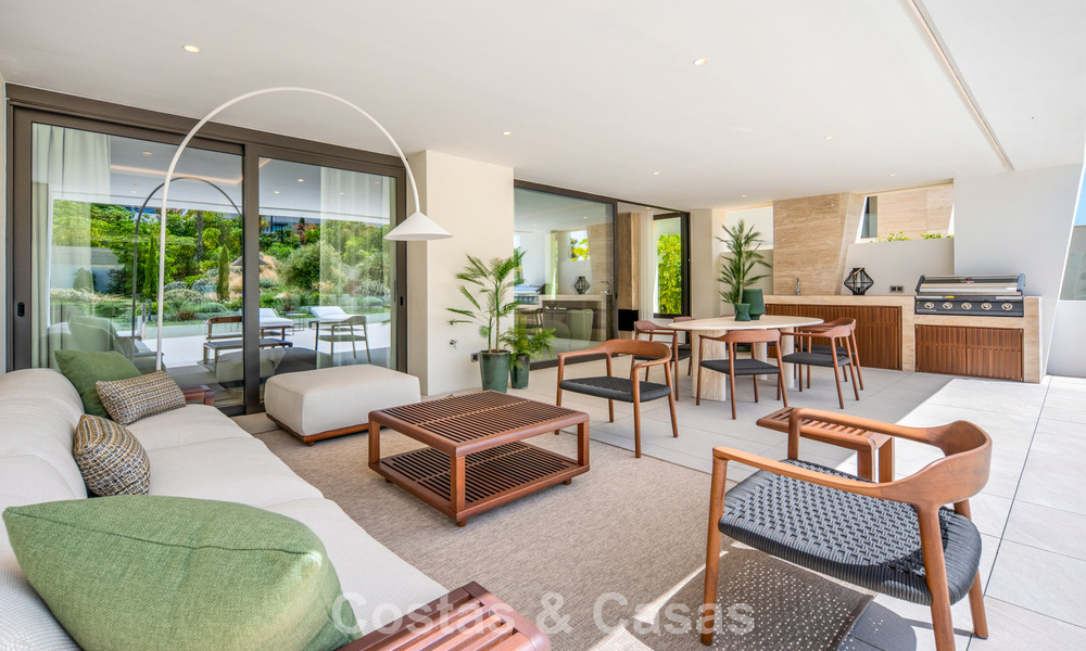 Appartement duplex exclusif avec intérieur Fendi à vendre sur la Milla de Oro de Marbella 802303