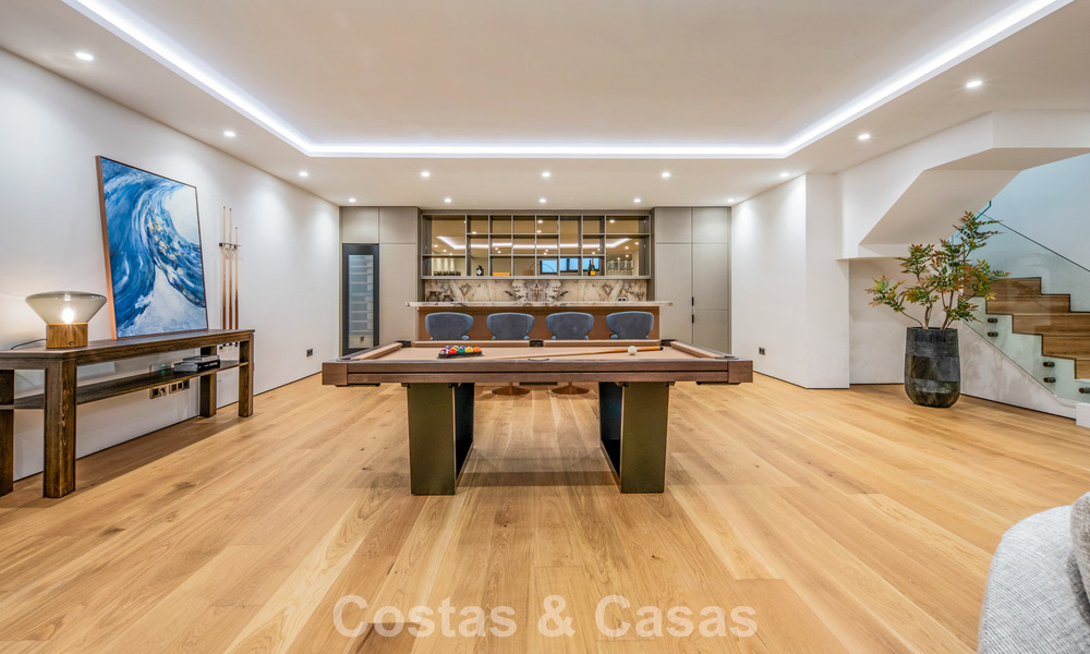 Appartement duplex exclusif avec intérieur Fendi à vendre sur la Milla de Oro de Marbella 802305