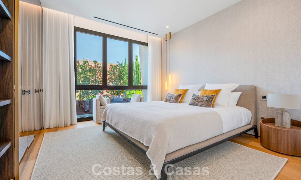 Appartement duplex exclusif avec intérieur Fendi à vendre sur la Milla de Oro de Marbella 802310