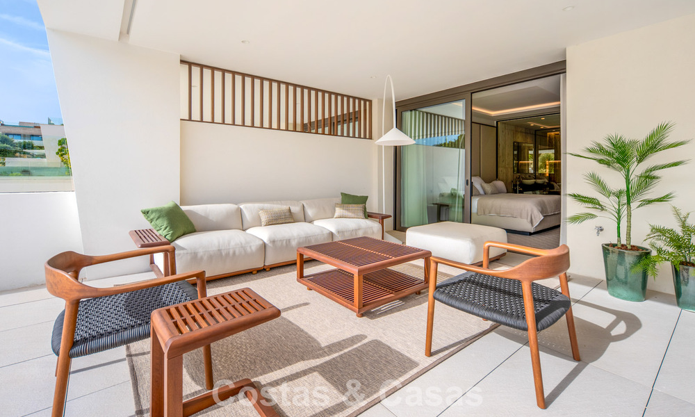 Appartement duplex exclusif avec intérieur Fendi à vendre sur la Milla de Oro de Marbella 802316