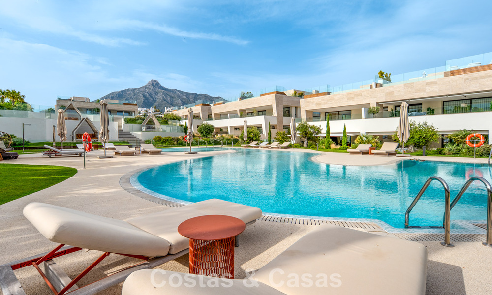 Appartement duplex exclusif avec intérieur Fendi à vendre sur la Milla de Oro de Marbella 802323