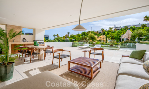 Appartement duplex exclusif avec intérieur Fendi à vendre sur la Milla de Oro de Marbella 802381