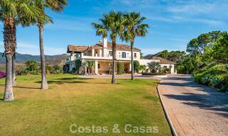 Majestueux domaine espagnol (Finca) à vendre dans un cadre verdoyant sur la New Golden Mile entre Marbella et Estepona 802219 