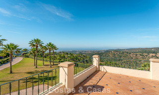 Majestueux domaine espagnol (Finca) à vendre dans un cadre verdoyant sur la New Golden Mile entre Marbella et Estepona 802229 