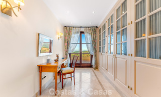 Majestueux domaine espagnol (Finca) à vendre dans un cadre verdoyant sur la New Golden Mile entre Marbella et Estepona 802237 