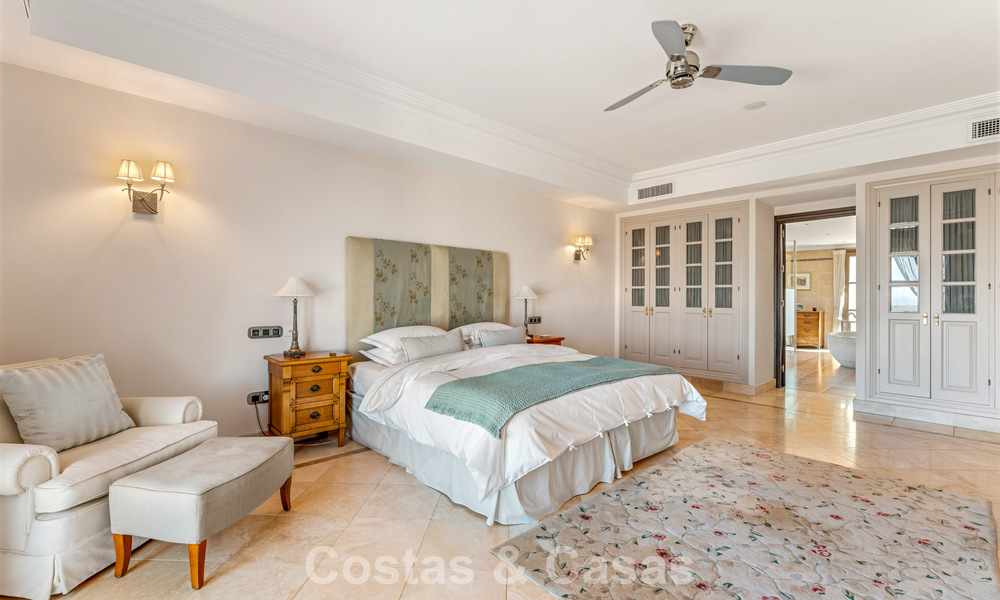 Majestueux domaine espagnol (Finca) à vendre dans un cadre verdoyant sur la New Golden Mile entre Marbella et Estepona 802244