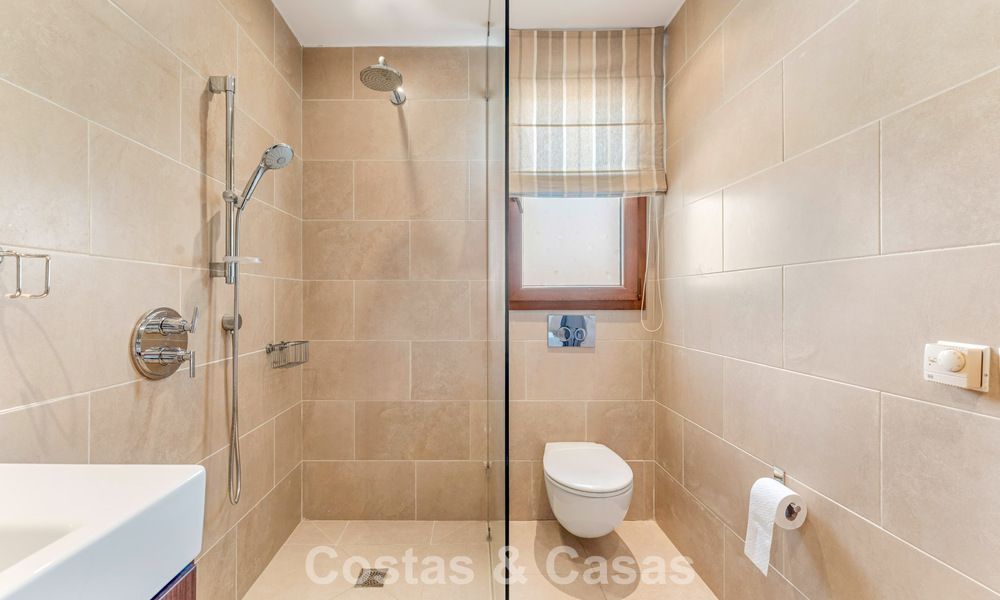 Majestueux domaine espagnol (Finca) à vendre dans un cadre verdoyant sur la New Golden Mile entre Marbella et Estepona 802253