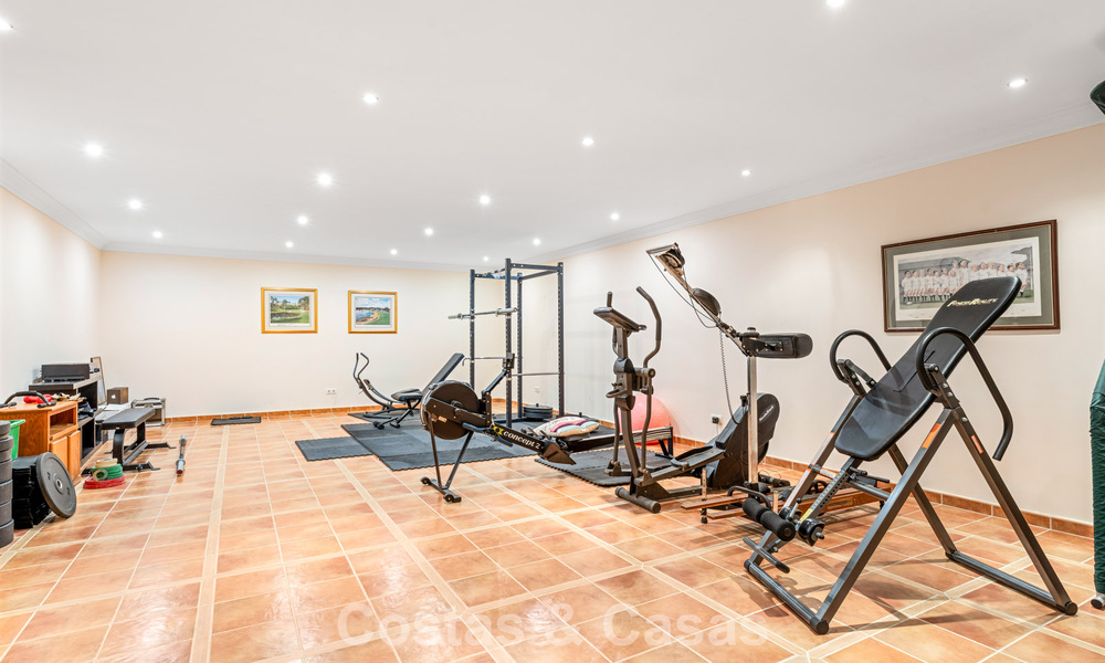 Majestueux domaine espagnol (Finca) à vendre dans un cadre verdoyant sur la New Golden Mile entre Marbella et Estepona 802254