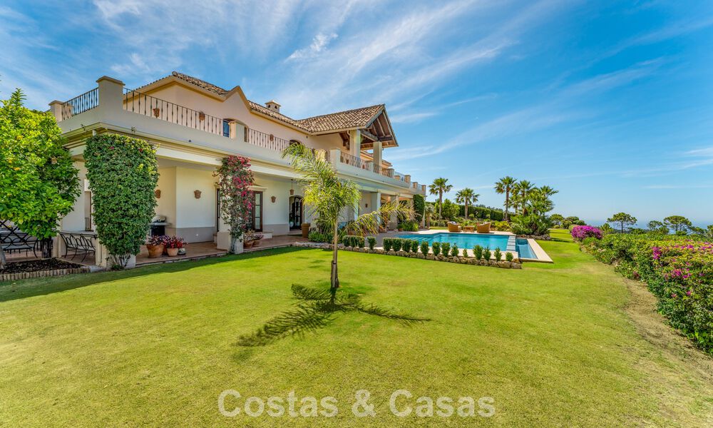 Majestueux domaine espagnol (Finca) à vendre dans un cadre verdoyant sur la New Golden Mile entre Marbella et Estepona 802272