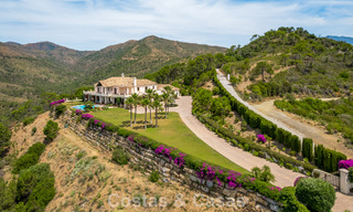 Majestueux domaine espagnol (Finca) à vendre dans un cadre verdoyant sur la New Golden Mile entre Marbella et Estepona 802283 