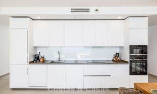 Penthouse duplex moderne et lumineux avec vue frontale sur la mer à vendre à Benalmádena, Costa del Sol 802172 