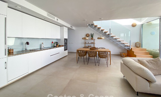 Penthouse duplex moderne et lumineux avec vue frontale sur la mer à vendre à Benalmádena, Costa del Sol 802175 