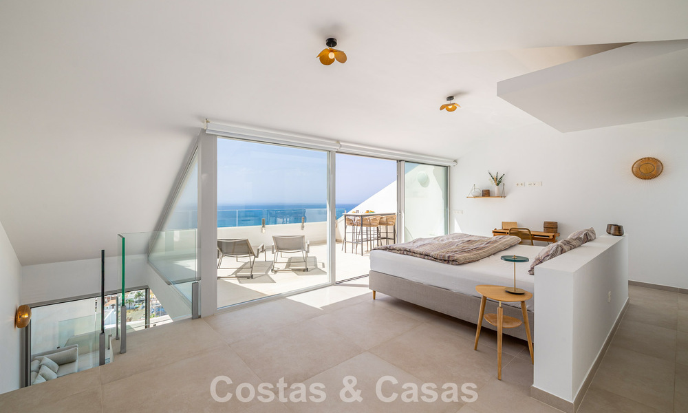 Penthouse duplex moderne et lumineux avec vue frontale sur la mer à vendre à Benalmádena, Costa del Sol 802176