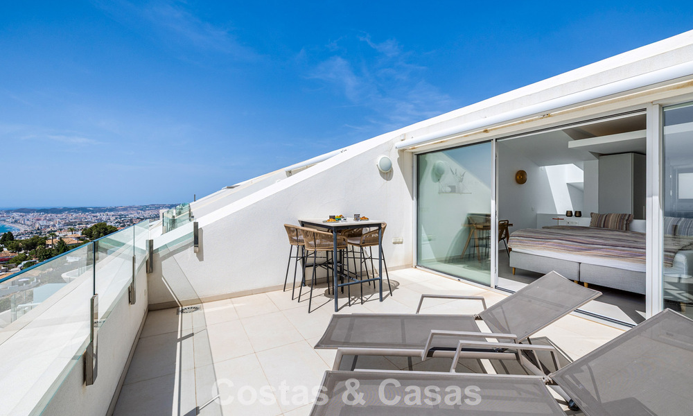 Penthouse duplex moderne et lumineux avec vue frontale sur la mer à vendre à Benalmádena, Costa del Sol 802188
