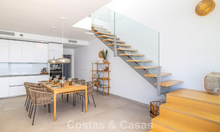 Penthouse duplex moderne et lumineux avec vue frontale sur la mer à vendre à Benalmádena, Costa del Sol 802201 