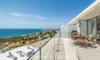 Penthouse duplex moderne et lumineux avec vue frontale sur la mer à vendre à Benalmádena, Costa del Sol 802205 