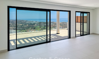 Appartement d'angle moderne dans un complexe hôtelier de luxe offrant une vue panoramique sur la mer à La Cala de Mijas, Costa del Sol 802127 