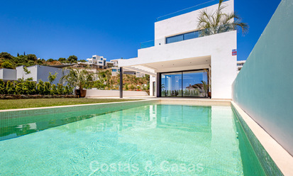 Villa de luxe contemporaine neuve avec vue sur la mer à vendre à Mijas, Costa del Sol 802168