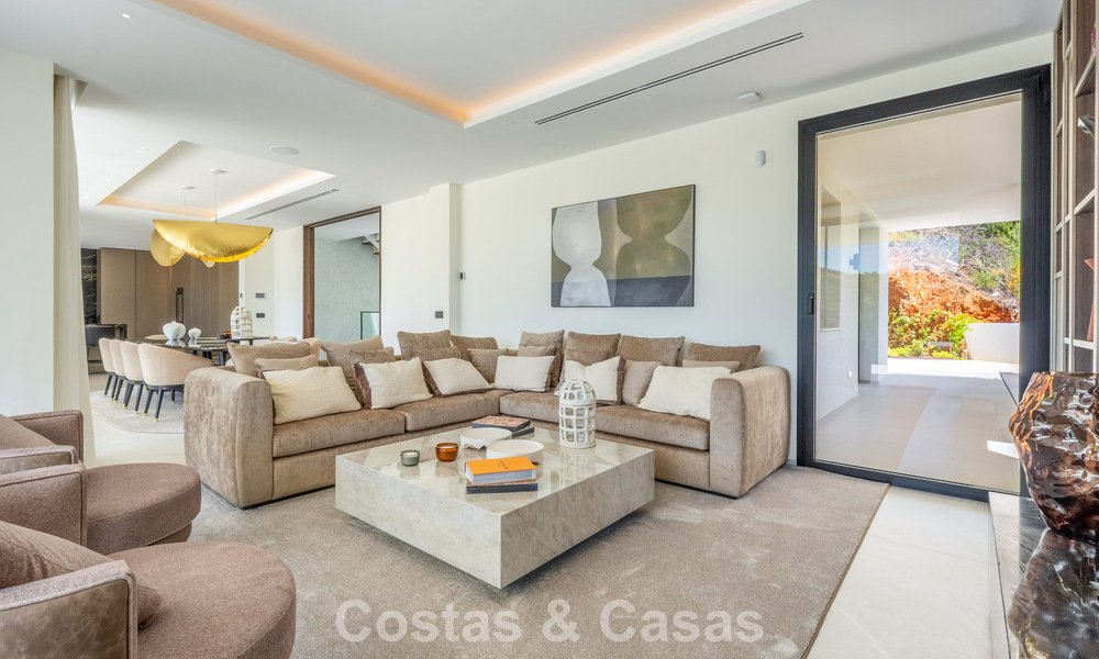 Villa de luxe contemporaine prête à emménager à vendre dans une résidence sécurisée à Marbella - Benahavís 802417