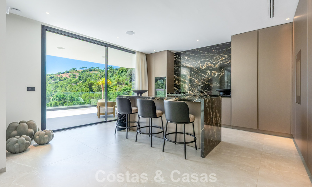 Villa de luxe contemporaine prête à emménager à vendre dans une résidence sécurisée à Marbella - Benahavís 802418