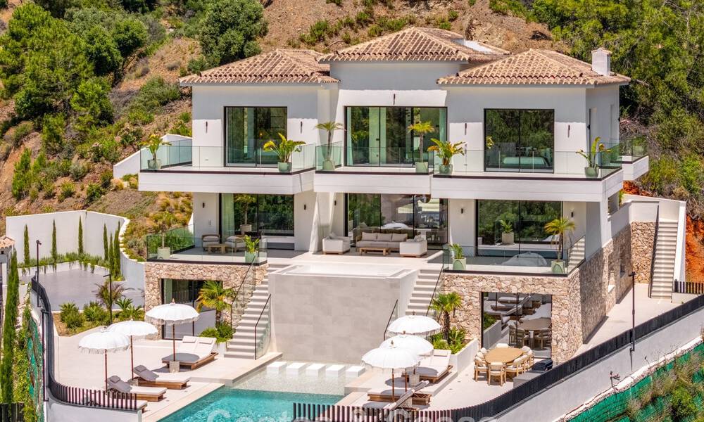 Villa de luxe contemporaine prête à emménager à vendre dans une résidence sécurisée à Marbella - Benahavís 802426