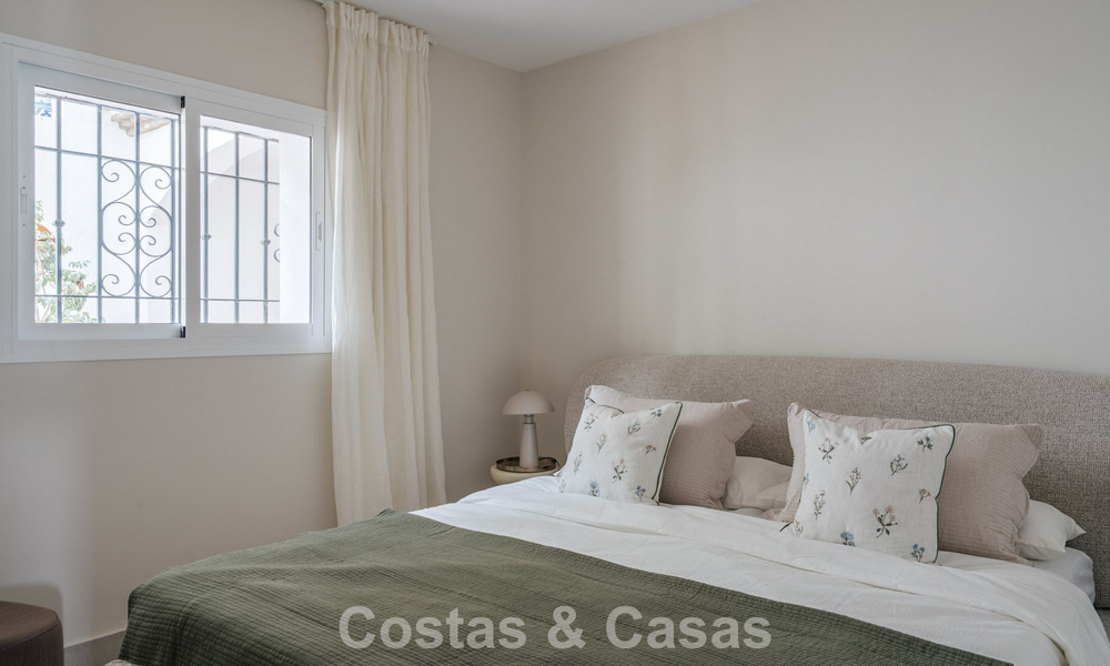 Appartement moderne rénové avec vue sur la mer à vendre dans les collines de Marbella - Benahavís 802434