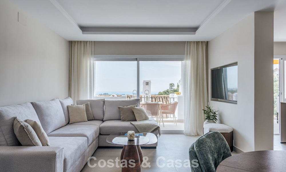 Appartement moderne rénové avec vue sur la mer à vendre dans les collines de Marbella - Benahavís 802441