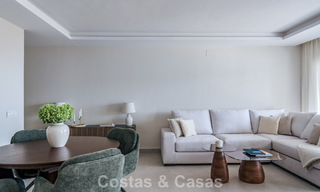 Appartement moderne rénové avec vue sur la mer à vendre dans les collines de Marbella - Benahavís 802447 
