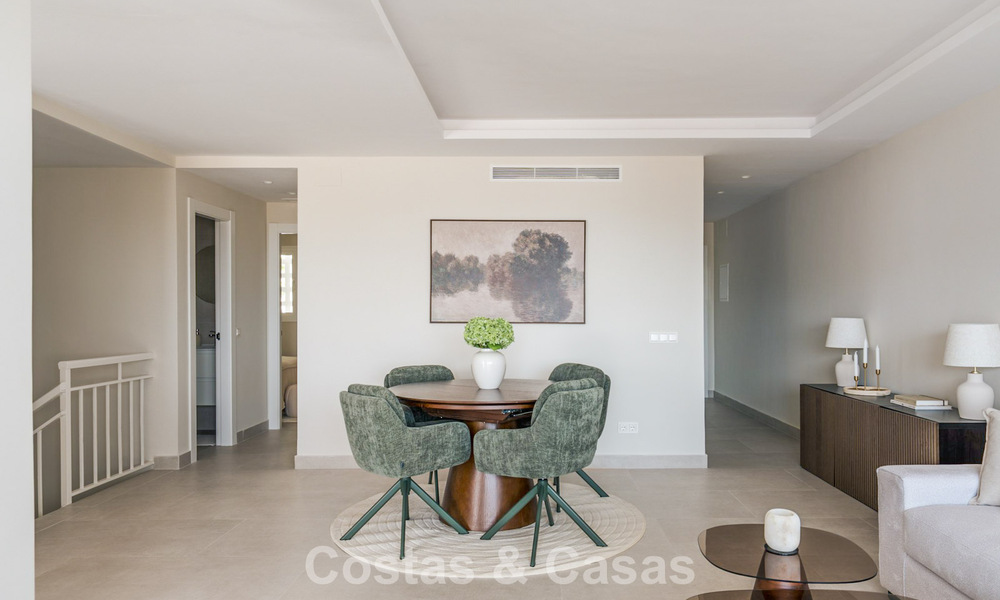 Appartement moderne rénové avec vue sur la mer à vendre dans les collines de Marbella - Benahavís 802448