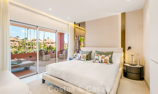 Appartement de luxe modernisé en front de mer à vendre dans une résidence prestigieuse entre Marbella et Estepona 802504 