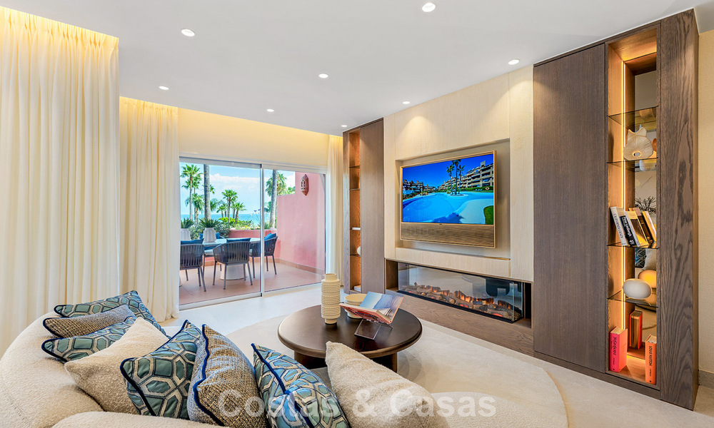 Appartement de luxe modernisé en front de mer à vendre dans une résidence prestigieuse entre Marbella et Estepona 802505