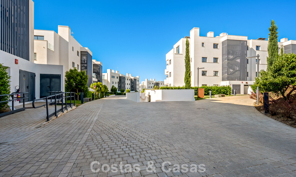 Appartement contemporain à vendre dans un complexe lifestyle innovant à Fuengirola, Costa del Sol 802530