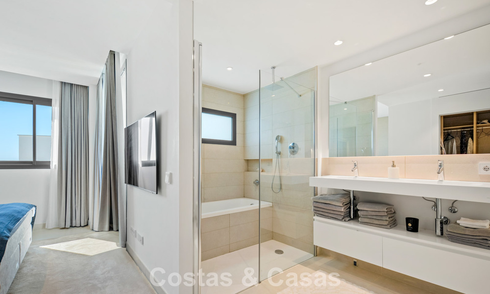 Appartement contemporain à vendre dans un complexe lifestyle innovant à Fuengirola, Costa del Sol 802558