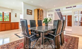 Villa à quelques pas de la plage à vendre sur la très prisée New Golden Mile entre Marbella et Estepona 802577 