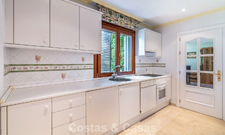 Villa à quelques pas de la plage à vendre sur la très prisée New Golden Mile entre Marbella et Estepona 802581 