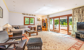 Villa à quelques pas de la plage à vendre sur la très prisée New Golden Mile entre Marbella et Estepona 802586 