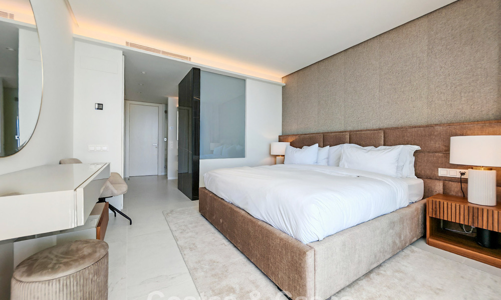 Appartement moderne en rez-de-jardin avec vue sur la mer à vendre dans un complexe boutique exclusif près de Marbella 802605