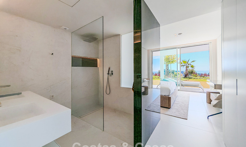 Appartement moderne en rez-de-jardin avec vue sur la mer à vendre dans un complexe boutique exclusif près de Marbella 802607