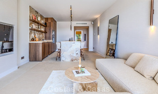 Appartement de designer rénové avec vue panoramique sur la mer à vendre à La Quinta, Marbella - Benahavís 802691 