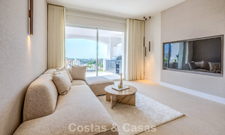 Appartement de designer rénové avec vue panoramique sur la mer à vendre à La Quinta, Marbella - Benahavís 802695 