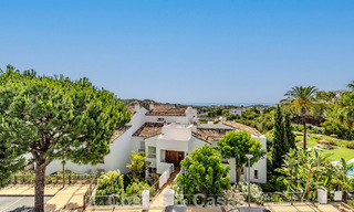 Appartement de designer rénové avec vue panoramique sur la mer à vendre à La Quinta, Marbella - Benahavís 802701 