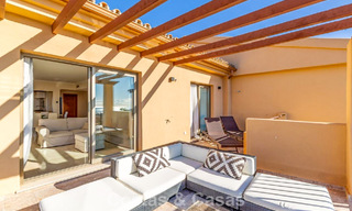 Penthouse lumineux avec vue panoramique sur la mer à vendre dans les collines de Marbella - Benahavís 802652 