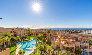 Penthouse lumineux avec vue panoramique sur la mer à vendre dans les collines de Marbella - Benahavís 802655 