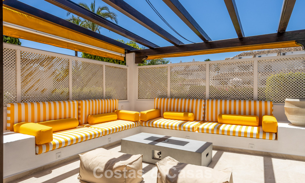 Appartement haut de gamme rénové à vendre, à quelques pas de toutes les commodités à Nueva Andalucía, Marbella 802759
