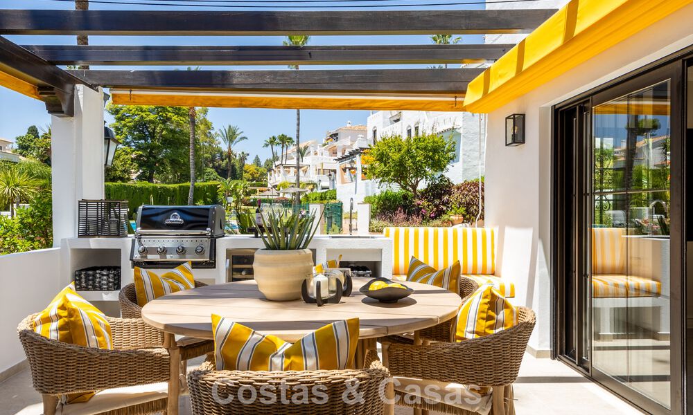 Appartement haut de gamme rénové à vendre, à quelques pas de toutes les commodités à Nueva Andalucía, Marbella 802762