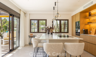 Appartement haut de gamme rénové à vendre, à quelques pas de toutes les commodités à Nueva Andalucía, Marbella 802765 