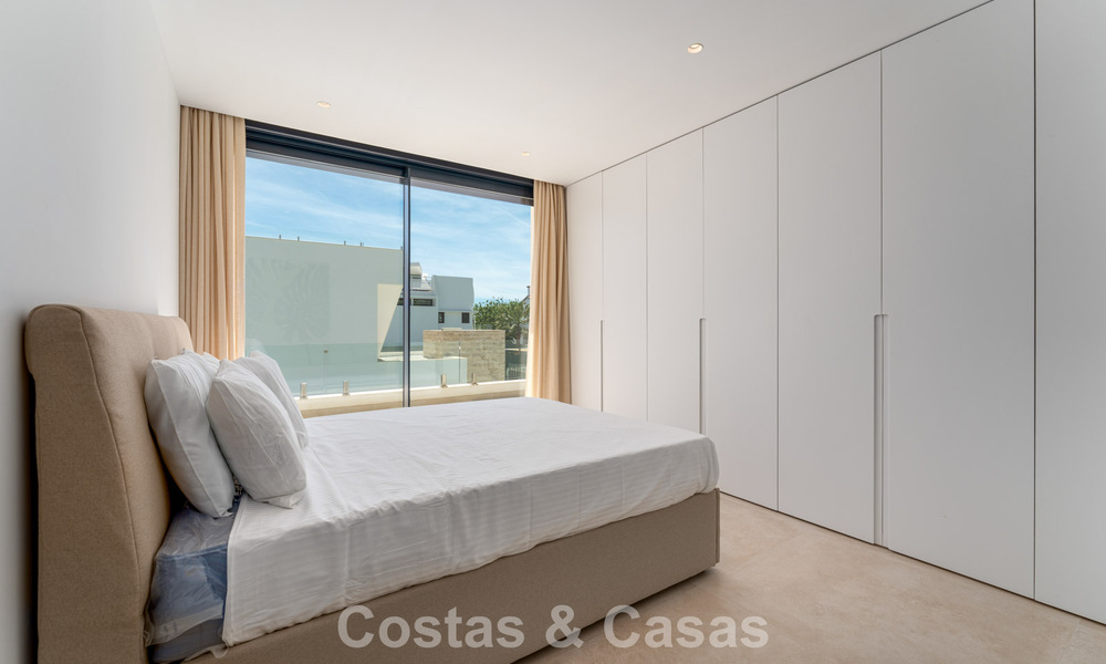Villa moderne au design contemporain avec piscine à vendre à proximité de la Nouvelle Mille d'Or, près de San Pedro - Marbella 802803